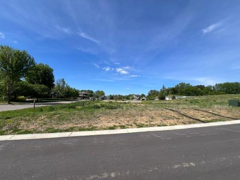 2561 Goldfinch Lane Red Wing MN 55066