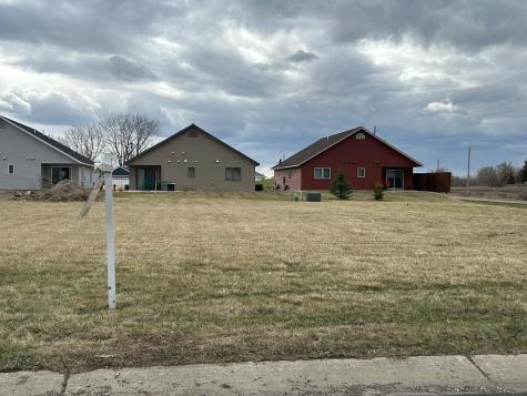 1527 Ranger Drive N Glencoe MN 55336