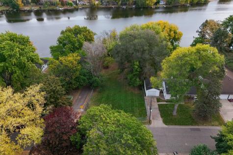 503 Gentry Avenue N Oakdale MN 55128