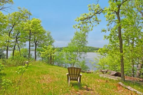 Xxx Maplewood Drive East Gull Lake MN 56401