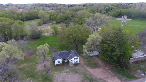 10715 Old Co Road 15 Plymouth MN 55441