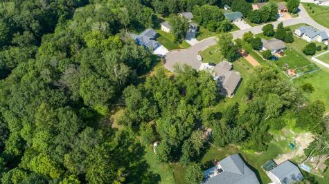 180 Woodland Drive Henderson MN 56044