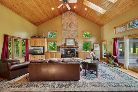 940 S Brown Road Wayzata MN 55391