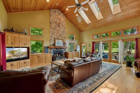 940 S Brown Road Wayzata MN 55391