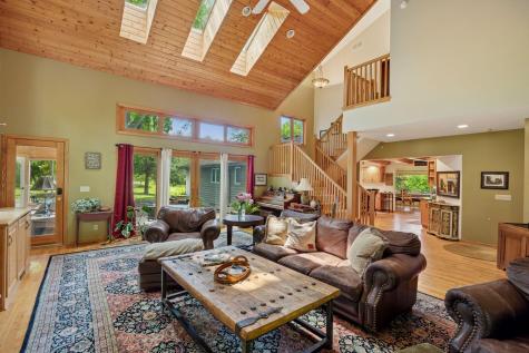 940 S Brown Road Wayzata MN 55391