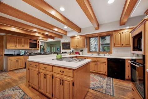 940 S Brown Road Wayzata MN 55391