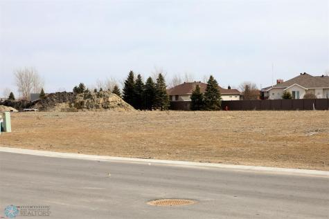 1747 Magnolia Court Wahpeton ND 58075