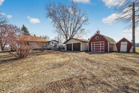 2270 397th Avenue Stanchfield MN 55080