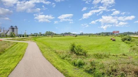 13472 W Freeway Drive Columbus MN 55038