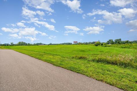 13472 W Freeway Drive Columbus MN 55038