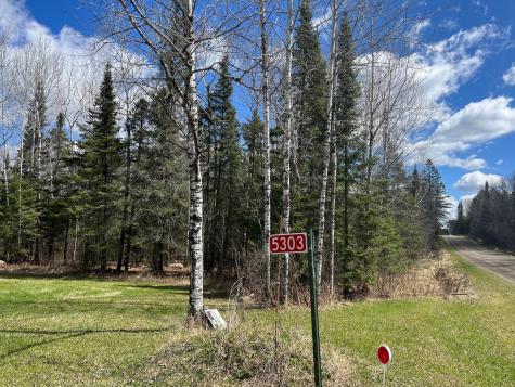 5303 Markham Road Makinen MN 55763