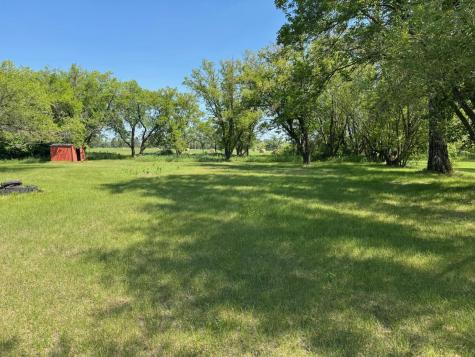 309 Alaska Street E Lancaster MN 56735