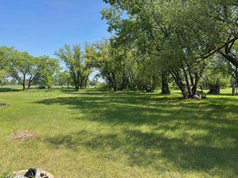309 Alaska Street E Lancaster MN 56735