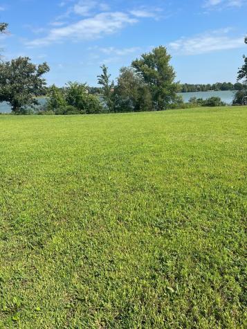 640 West Lake Street W Avoca MN 56114