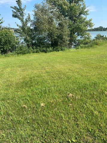 640 West Lake Street W Avoca MN 56114