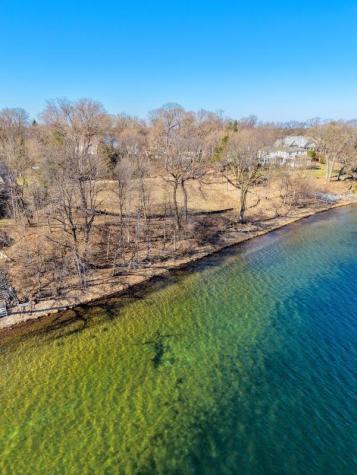 2515 Manitou Island White Bear Lake MN 55110