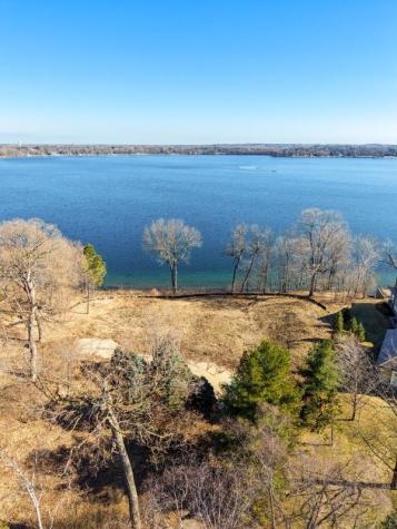 2515 Manitou Island White Bear Lake MN 55110