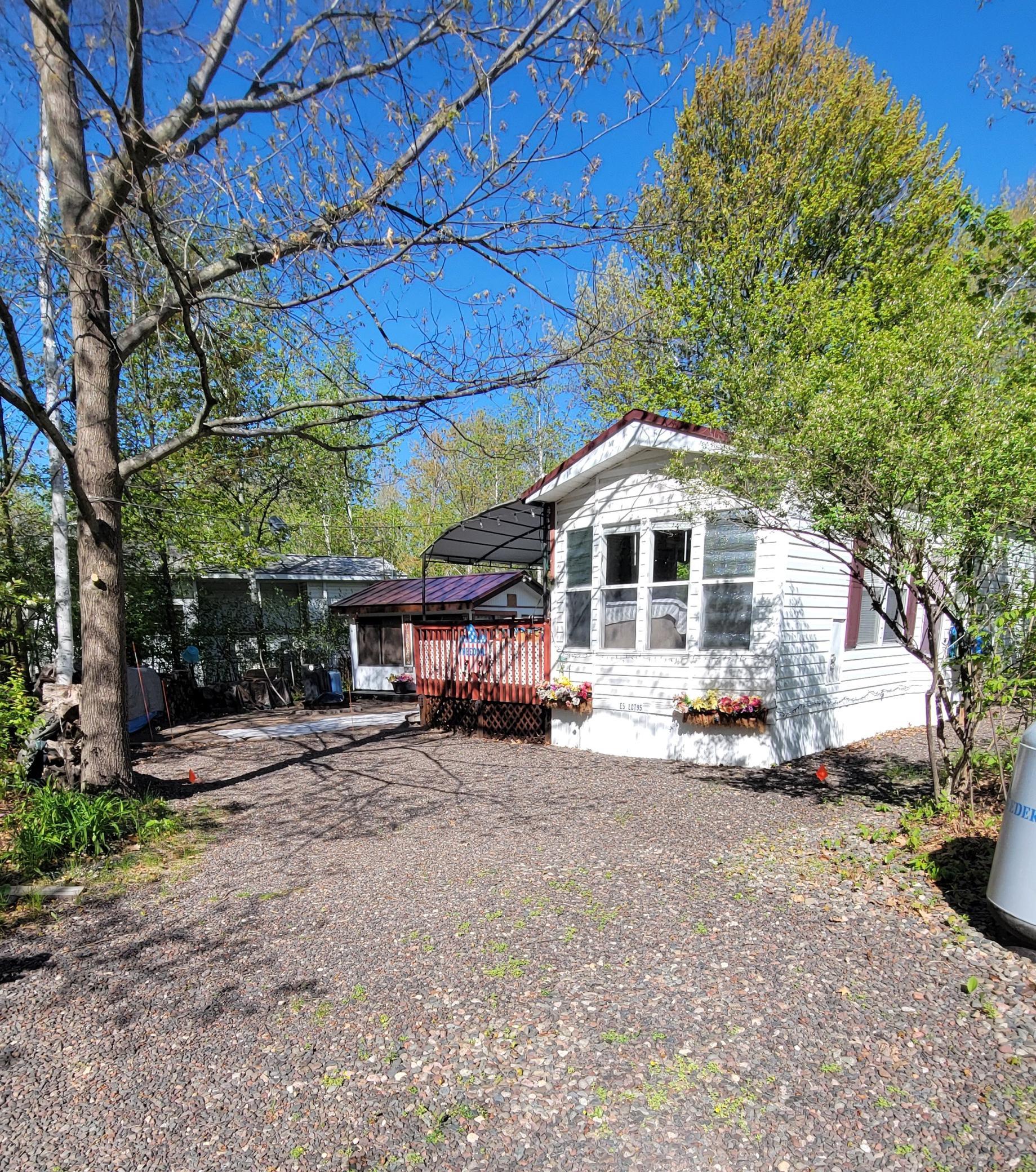 E5 Lot 95 Pathfinder Village Hinckley MN 55037
