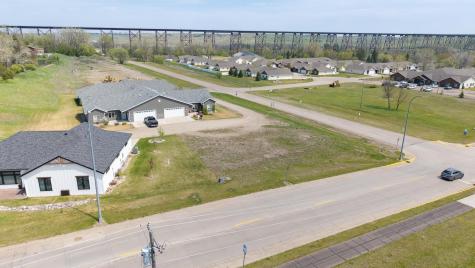 460 12 1/2 Street NE Valley City ND 58072
