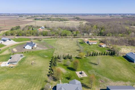 4690 108th Circle Glencoe MN 55336