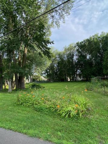 954 15th Ave SE Forest Lake MN 55025