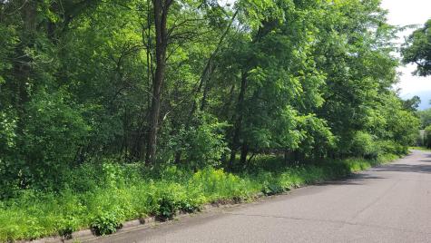 4893 Woodhurst Lane Minnetonka MN 55345