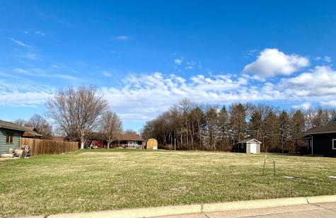 913 9th Avenue SW Pipestone MN 56164