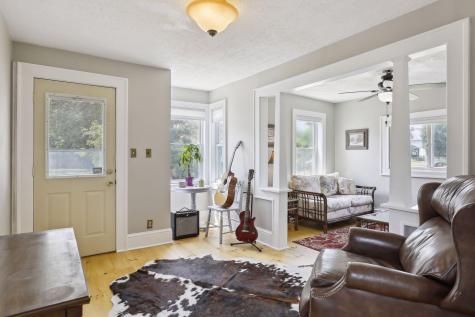 725 Watson Avenue Saint Paul MN 55102