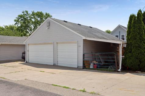 725 Watson Avenue Saint Paul MN 55102