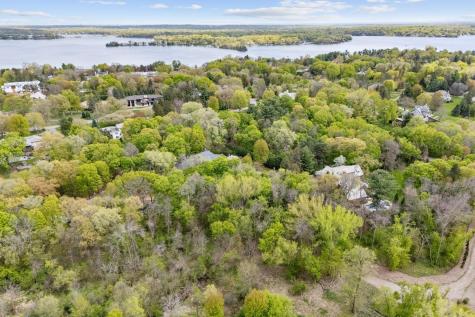 445 Bovey Road Wayzata MN 55391