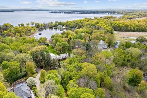 445 Bovey Road Wayzata MN 55391