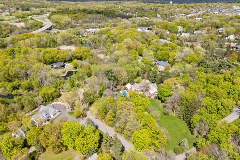 445 Bovey Road Wayzata MN 55391