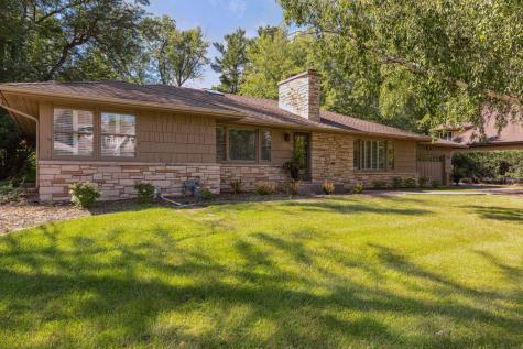 4908 Ridge Place Edina MN 55424