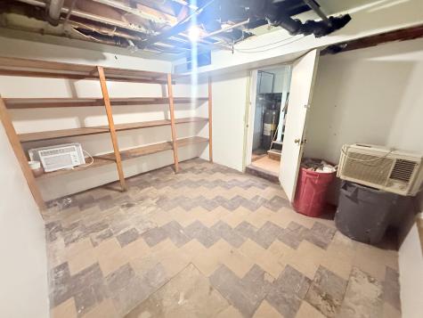 1854 Roblyn Avenue Saint Paul MN 55104