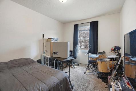 5600 4th Street NE Fridley MN 55432