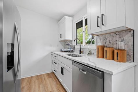 58 Inglewood Street Long Lake MN 55356