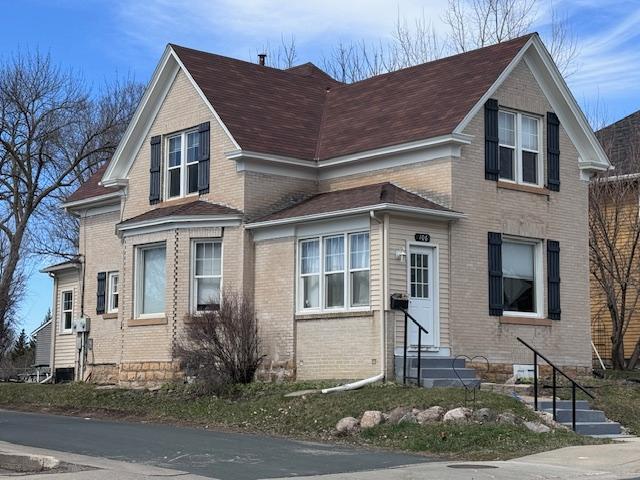 106 1st Avenue NE New Prague MN 56071