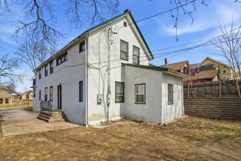 692 4th Street E Saint Paul MN 55106