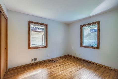 4037 37th Avenue N Robbinsdale MN 55422