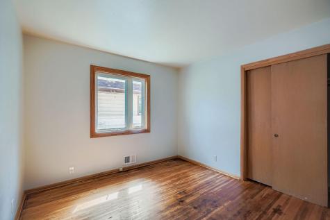 4037 37th Avenue N Robbinsdale MN 55422