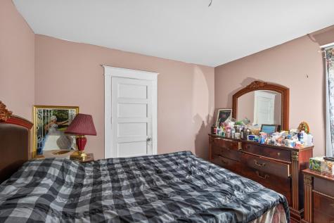 790 Geranium Avenue E Saint Paul MN 55106