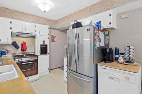 1742 5th Street White Bear Lake MN 55110