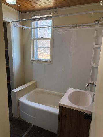 525 W 4th Street Duluth MN 55806