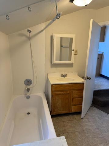 525 W 4th Street Duluth MN 55806