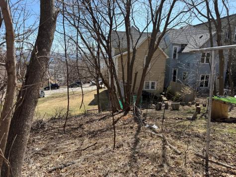 525 W 4th Street Duluth MN 55806