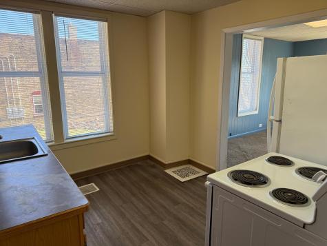 525 W 4th Street Duluth MN 55806
