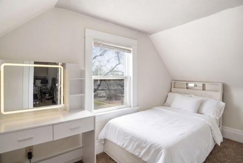 572 Ottawa Avenue Saint Paul MN 55107
