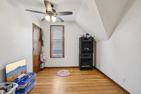 587 Cook Avenue E Saint Paul MN 55130