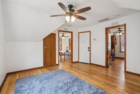 587 Cook Avenue E Saint Paul MN 55130