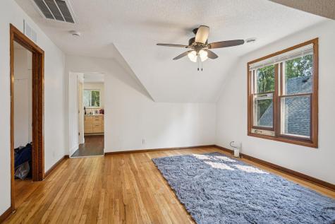 587 Cook Avenue E Saint Paul MN 55130